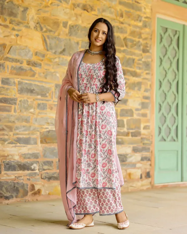 Pink_Block_Printed_Cotton_Suit_Set