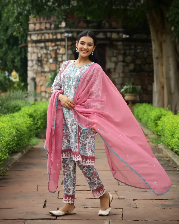 Multicolour_Block_Printed_Cotton_Suit_Set