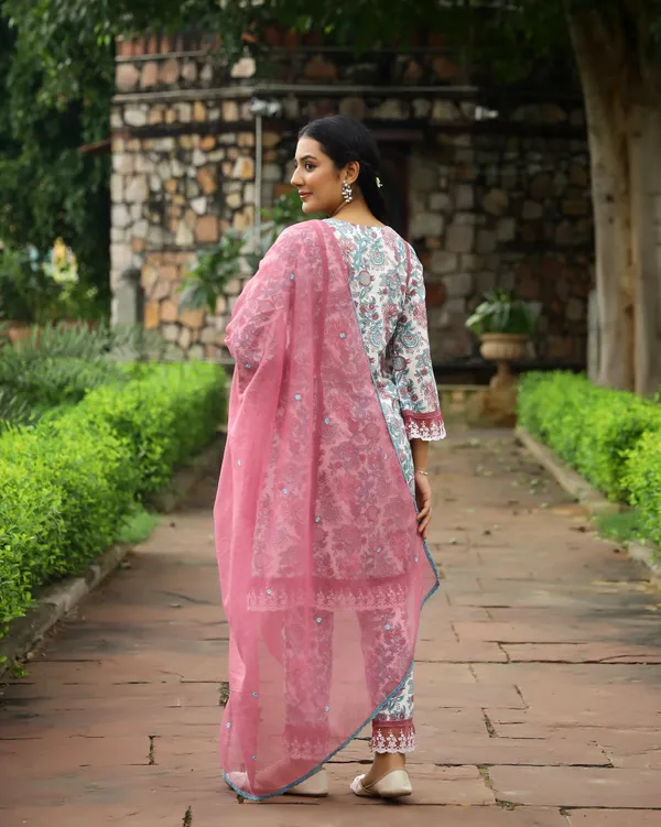 Multicolour_Block_Printed_Cotton_Suit_Set