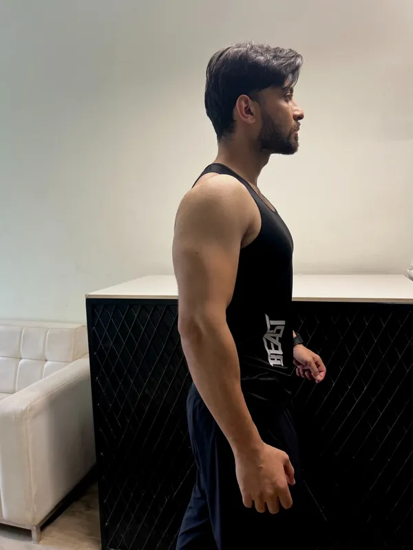 Mens_Black_Sports_Tank_Top_With_Logo_Print_-_Sleeveless_Gym_Vest