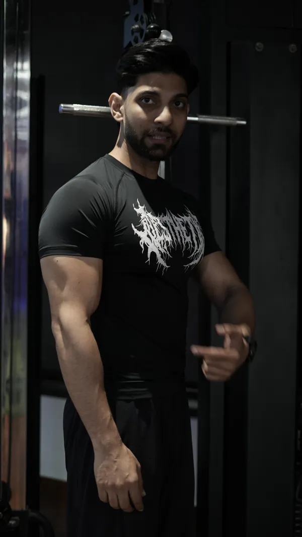 Shadow_Drip_Series_:_Black_N_White-Blood_Ritual_Compression_T_Shirt