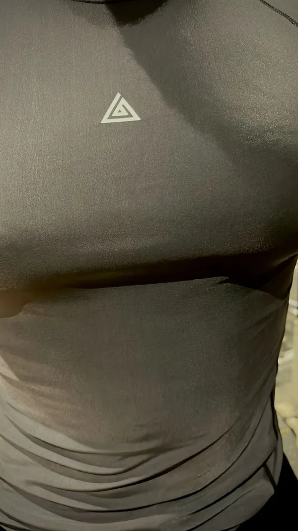 Mens_Half_Sleeves_Grey_Compression_T_Shirt