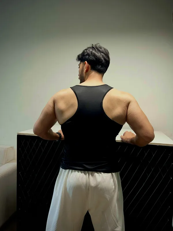 Aesthetic_Looks_Black_Tank_Top_-_Mens_Sleeveless_Gym_Vest