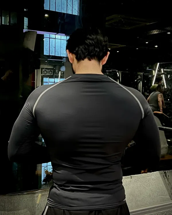 Plain_Black_Full_Sleeves_Compression_T_Shirt
