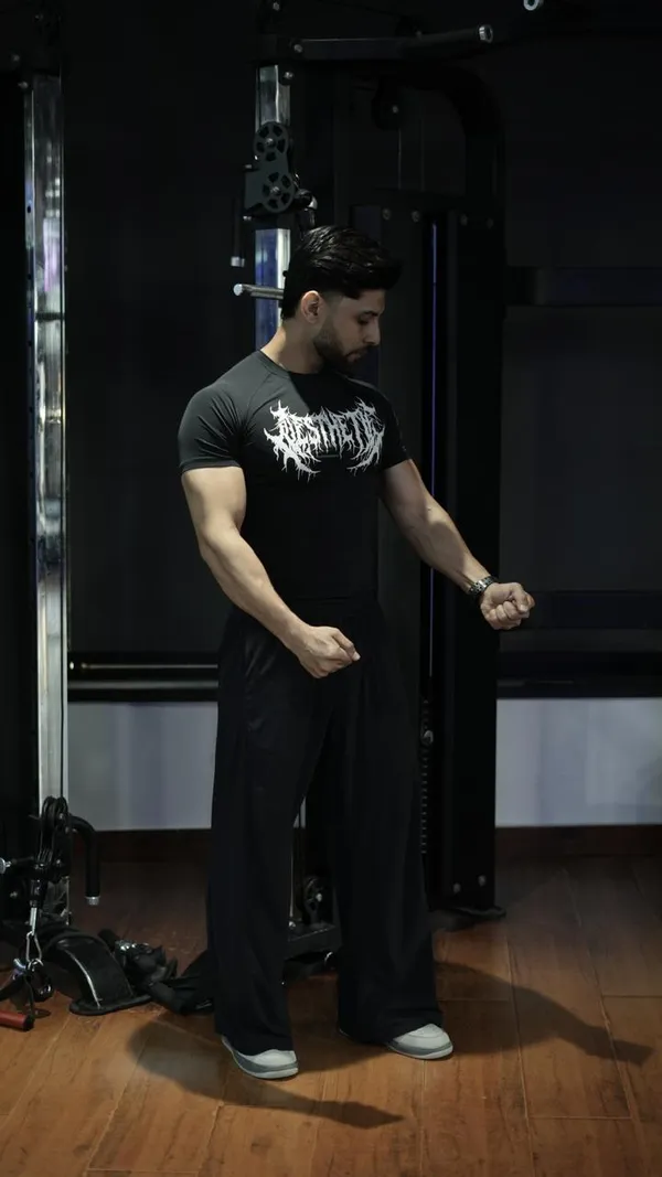 Shadow_Drip_Series_:_Black_N_White-Blood_Ritual_Compression_T_Shirt
