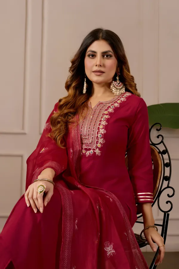 Red_Embroidered_Straight_Kurta_with_Trousers_&_Dupatta