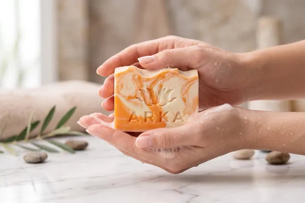 VUNAI_Kojic_Acid_Soap_for_Daily_Cleansing,_100_g