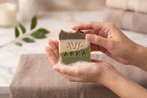 VUNAI_Kuppaimeni_Handmade_Soap_for_Daily_Cleansing,_75_g_Pack_of_2