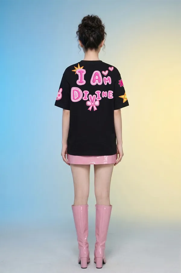 Black_Cotton_Graphic_Print_Oversized_T_Shirt_For_Women