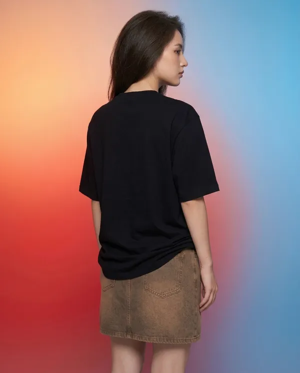 Black_Cotton_Graphic_Print_Oversized_T_Shirt_For_Women