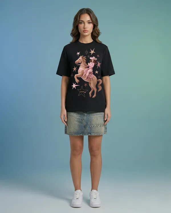 Black_Cotton_Graphic_Print_Oversized_T_Shirt_For_Women