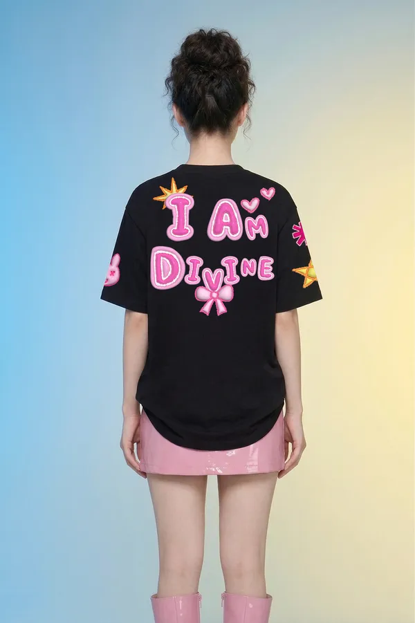 Black_Cotton_Graphic_Print_Oversized_T_Shirt_For_Women