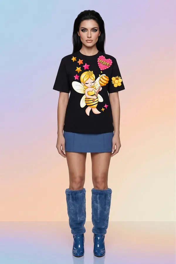 Black_Cotton_Graphic_Print_Oversized_T_Shirt_For_Women