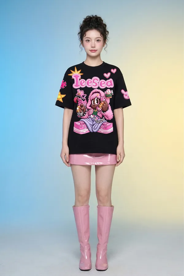 Black_Cotton_Graphic_Print_Oversized_T_Shirt_For_Women