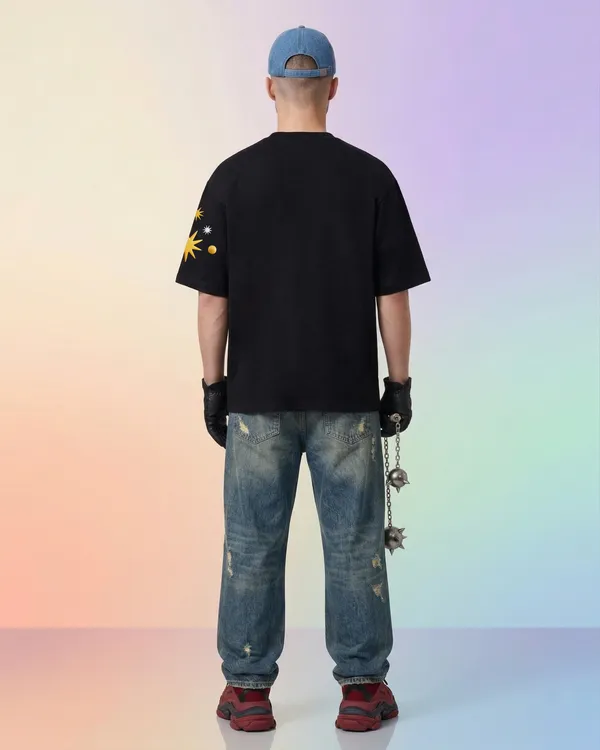 Black_Cotton_Graphic_Print_Oversized_T_Shirt_For_Men
