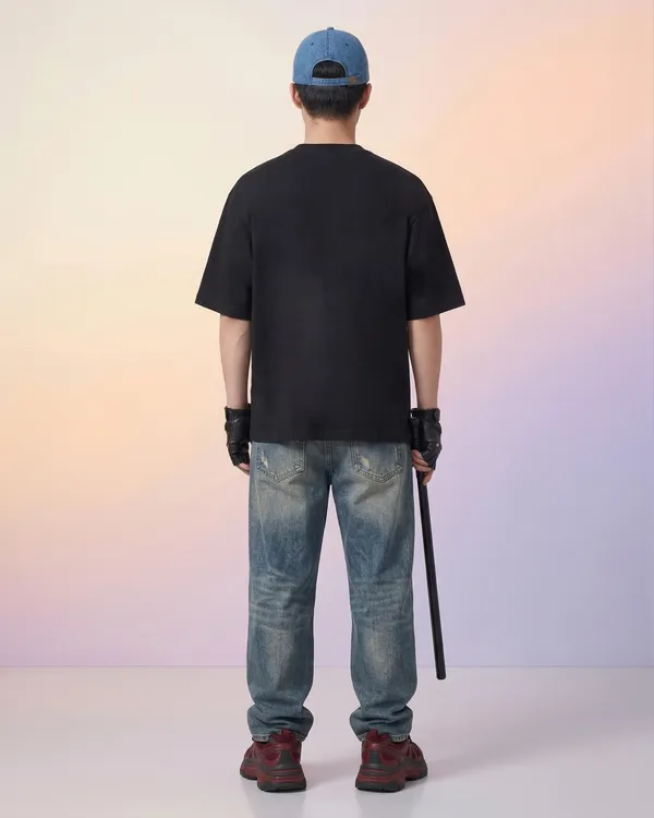 Black_Cotton_Graphic_Print_Oversized_T_Shirt_For_Men
