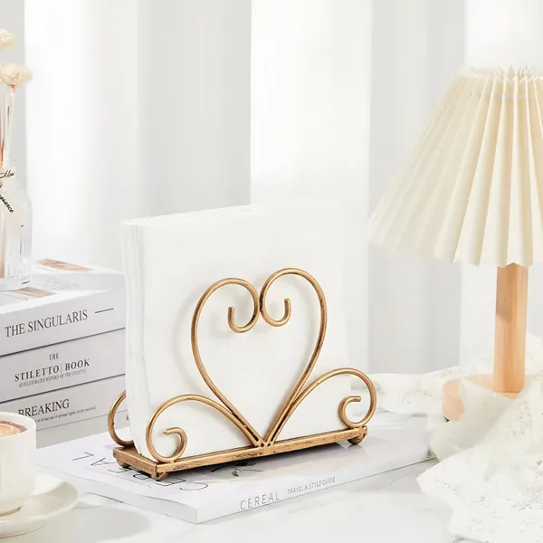 Decorum_Love_Curve_Tissue_Stand_Romantic_Gold_Design
