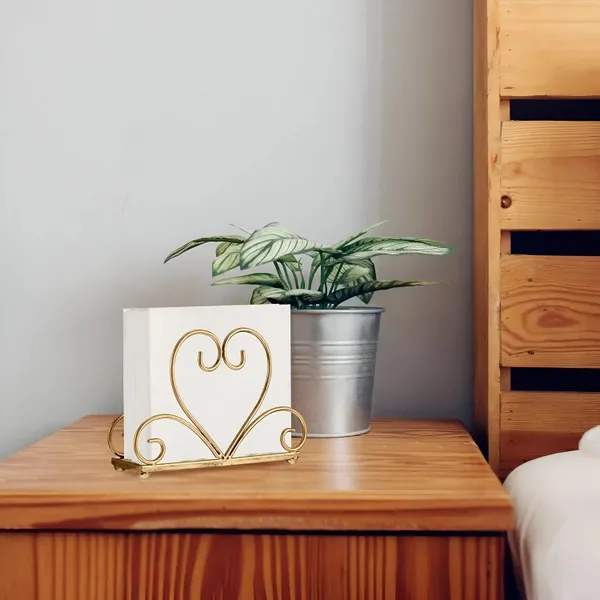 Decorum_Love_Curve_Tissue_Stand_Romantic_Gold_Design