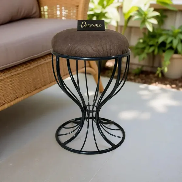 Elegant_Curved_Iron_Stool_Warm_Ivory