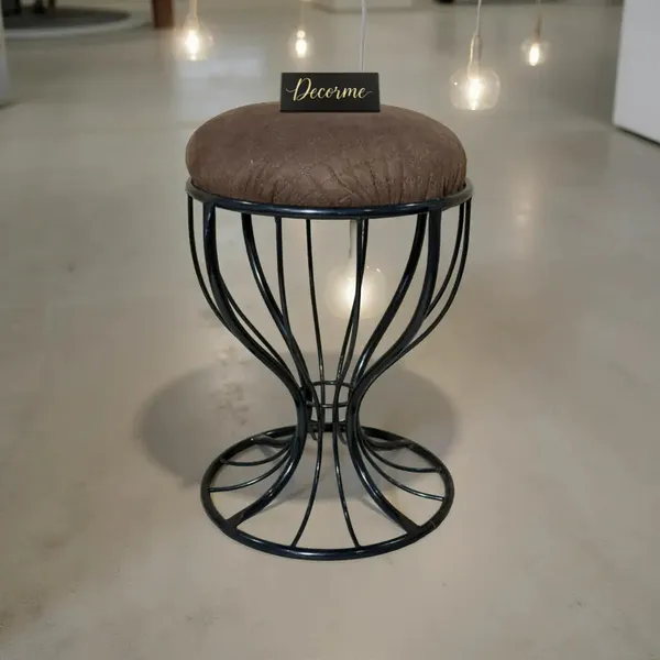 Elegant_Curved_Iron_Stool_Warm_Ivory