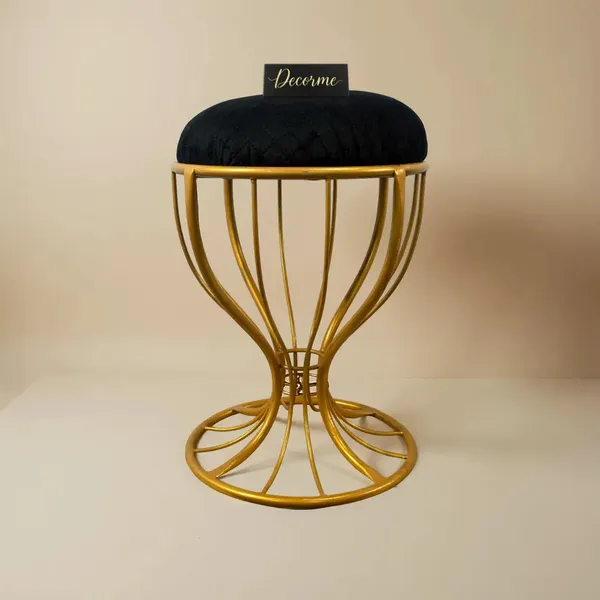 Elegant_Curved_Iron_Stool_Golden_Warm_Ivory