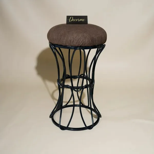 Modern_Hourglass_Iron_Frame_Stool_Warm_Ivory