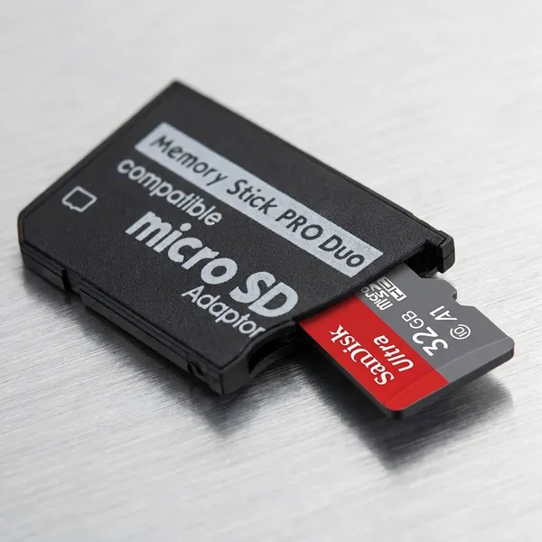 Black_Memory_Stick_Pro_Duo_Micro_Sd_Adapter_With_32GB_Memory_Card_for_PSP_Console