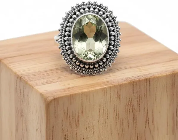 Light_Mint_Green_And_Silver_Premium__Gemstone_Ring_For_Women