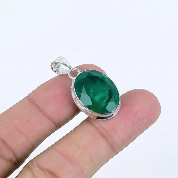 Green_Onyx_Pendant_for_Women_in_925_Sterling_Silver,_Oval_Faceted_Natural_Green_Onyx_Necklace_Pendant,_Handmade_Gemstone_Jewelry,_Minimalist_Statement_Pendant