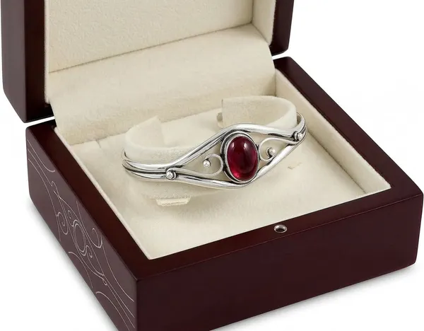 Red_And_Silver_Premium_Bracelet_For_Women