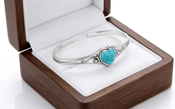 Blue_And_Silver_Premium_Bracelet_For_Women