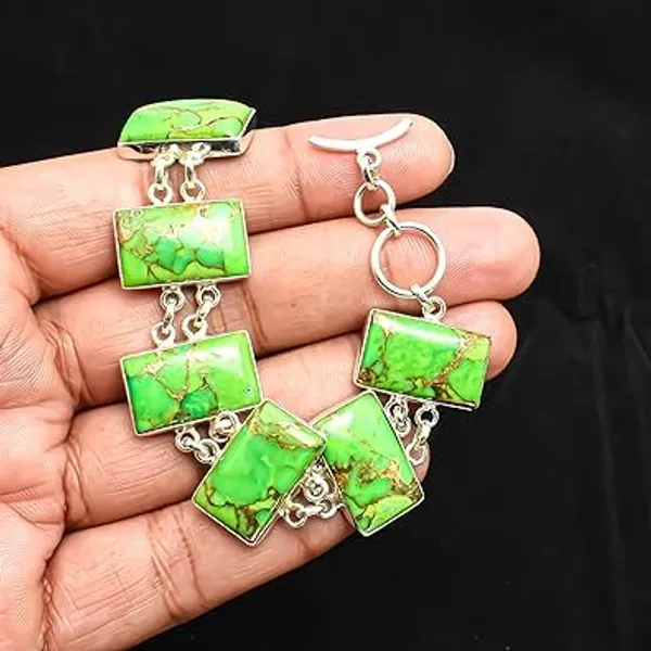 Green_And_Silver_Premium_Bracelet_For_Women