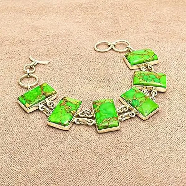 Green_And_Silver_Premium_Bracelet_For_Women