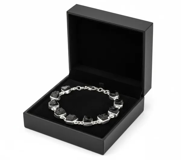 Black_Onyx_And_Silver_Premium_Bracelet_For_Women