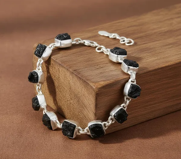 Black_Onyx_And_Silver_Premium_Bracelet_For_Women