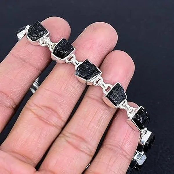 Black_Onyx_And_Silver_Premium_Bracelet_For_Women