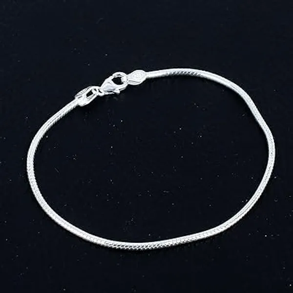 Snake_Chain_Bracelet_–_8_Inch_Classic_Italian_Style_Smooth_Link_Bracelet_for_Women_&_Men_Solid_Silver_Jewelry_with_Lobster_Clasp