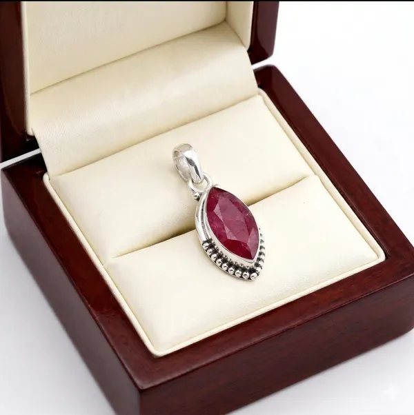 Red_Silver_Premium_Charm_For_Women