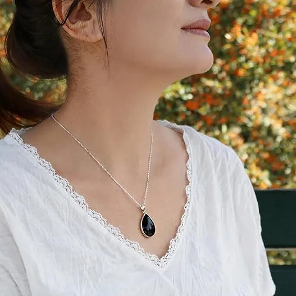 Black_Onyx_Teardrop_Pendant_for_Necklace_Natural_Black_Onyx_Gemstone_Pear_Shape_Pendant,_Sterling_Silver_Bezel_Set_Minimalist_Jewelry