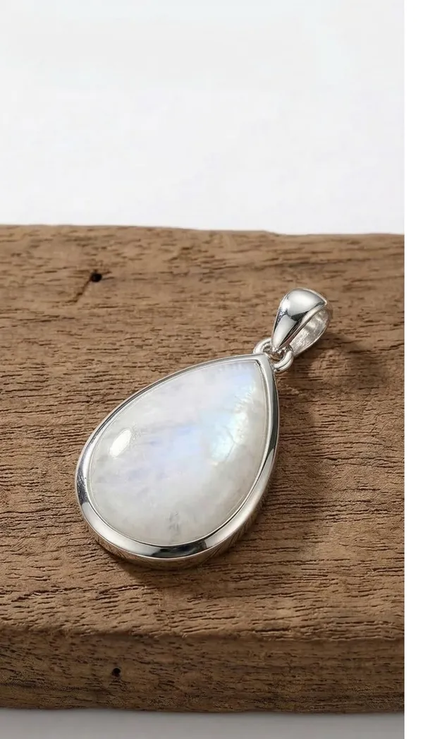 Natural_Moonstone_Teardrop_Pendant_Necklace_for_Women_Handmade_Gemstone_Pendant_White_Moonstone_Jewelry