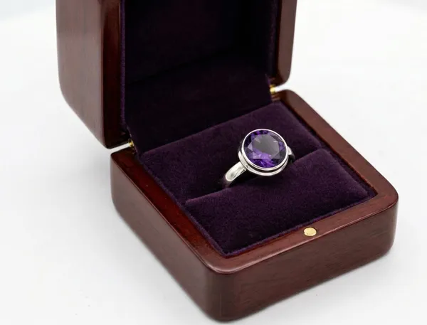 JEWEL_UP_BY_SARITA_Natural_Amethyst_Ring_for_Women_Round_Purple_Gemstone_Ring_in_Sterling_Silver_February_Birthstone_Jewelry_Handmade_Minimalist_Crystal_Ring