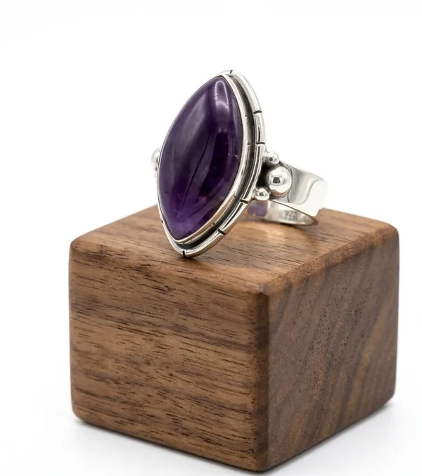 JEWEL_UP_BY_SARITA_Natural_Amethyst_Gemstone_Ring_for_Women_&_Men_Oval_925_Sterling_Silver_Handmade_Statement_Ring_February_Birthstone_Jewelry
