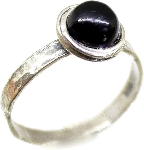 Natural_Gemstone_Black_Onyx_Silver_Premium__Gemstone_Ring_For_Women