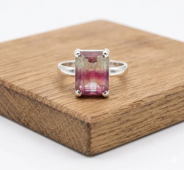JEWEL_UP_BY_SARITA_Natural_Bi-Color_Tourmaline_Gemstone_Ring_for_Women_925_Sterling_Silver_Prong_Set_Ring_Handmade_Fine_Jewelry_Elegant_Statement_Ring