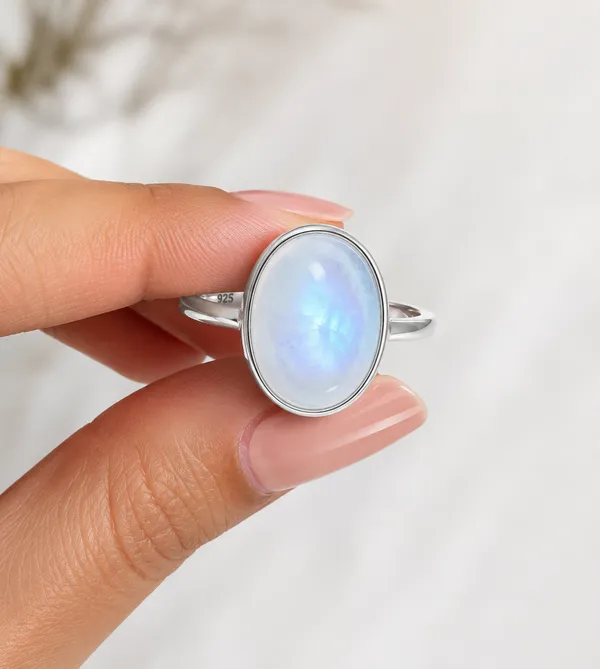 Natural_Rainbow_Moonstone_Ring_In_925_Sterling_Silver_–_Oval_Cabochon_Moonstone_Solitaire_Ring_For_Women_–_Minimalist_Handmade_Stackable_Jewelry_–_June_Birthstone_Ring