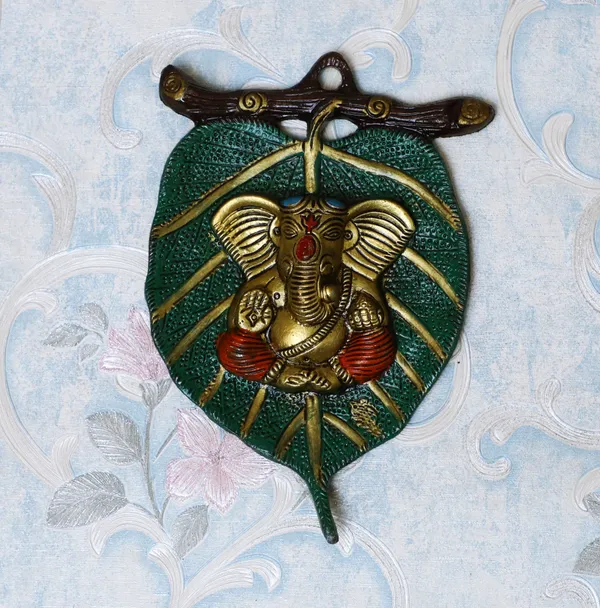 Chhariya_Crafts_Designer_Bhaiya_Bhabhi_Rakhi_Combo_Gift_Set_Assorted,_Gold_Finish,_Jute,_Pearl,_Plastic_(PVC),_Zardosi_Rakhi,_Showpiece,_Lumba,_Chawal_Roli_Pack__Set_(1_Metal_Ganesha_Showpieces,_1_Chawal_Roli_Pack,_1_Designer_Lumba,_3_Designer_Rakhi)