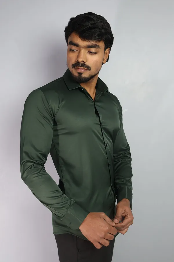 Dark_Green_Cotton_Blend_Slim_Fit_Premium_Casual_Shirt_For_Men