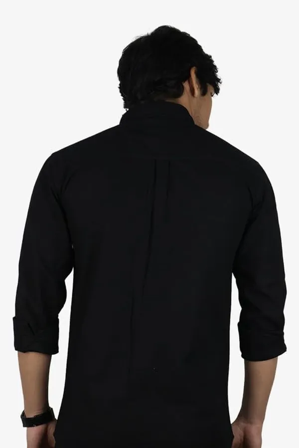 Black_Cotton_Blend_Slim_Fit_Casual_Shirt_Solid_Silk_Full_Sleeve_For_Men