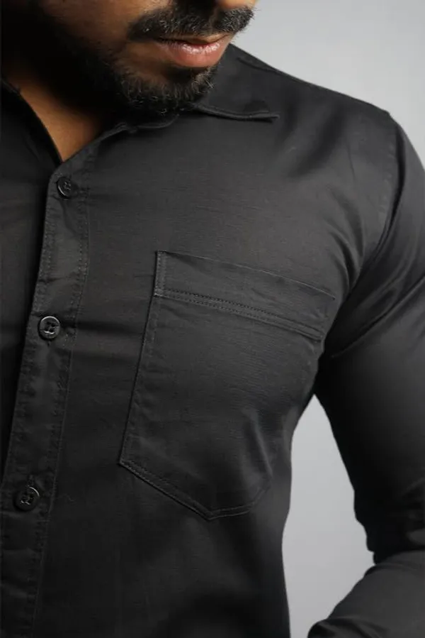 Black_Cotton_Blend_Slim_Fit_Casual_Shirt_Solid_Twill_Full_Sleeve_For_Men