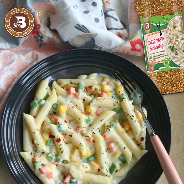 White_Pasta_Seasoning_Sprinkler_|_Full_Of_Aromatic_Herbs_And_All_Natural_|_100_G